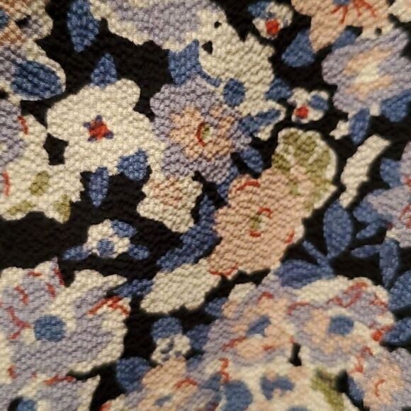 BCBGeneration Bubble Crepe Top   - Picture 7 of 7